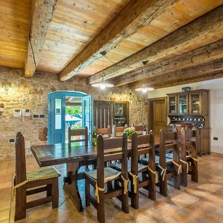 Villa Giselle *